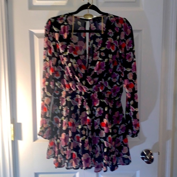 Trixxi Floral Print Romper Size L  #260 - Picture 1 of 10